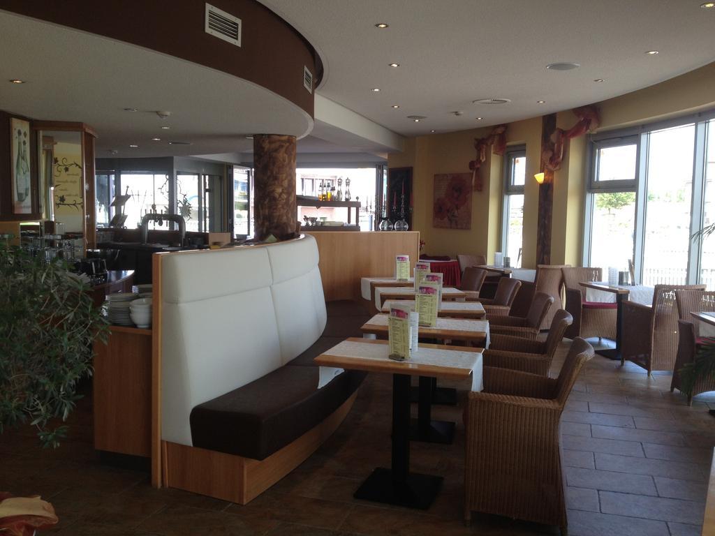 Nordseehotel Benser Hof Am Hafen Bensersiel Luaran gambar