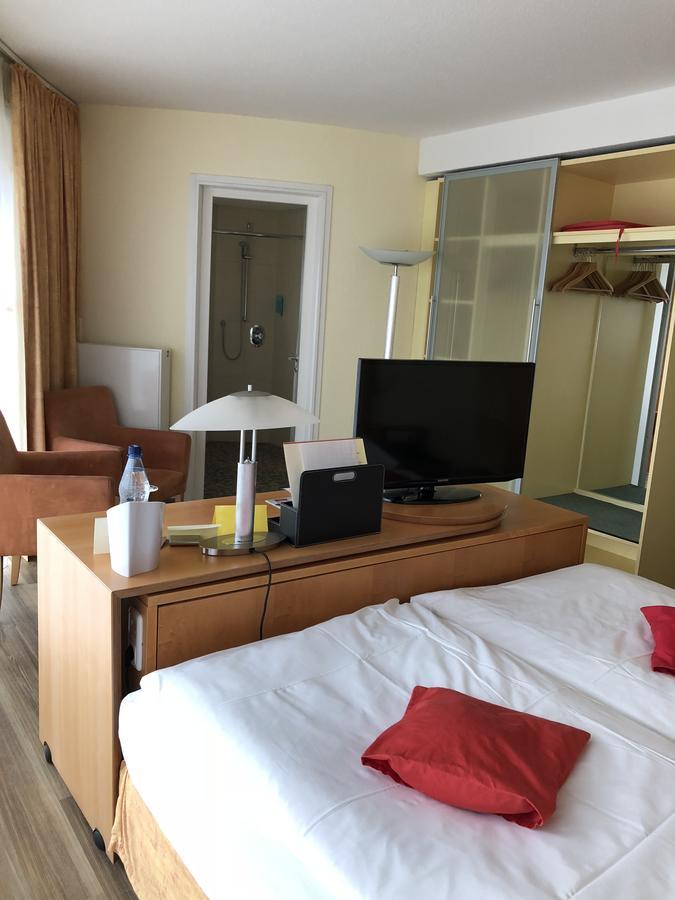 Nordseehotel Benser Hof Am Hafen Bensersiel Luaran gambar
